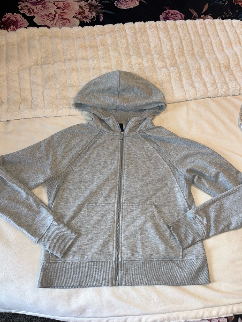 Women’s Avia grey casual athletic zip up hoodie